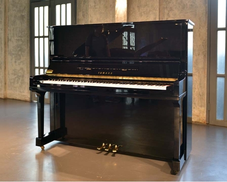 Đàn Yamaha Upright Piano U30BL