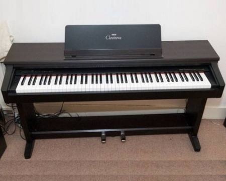 Yamaha CVP 30