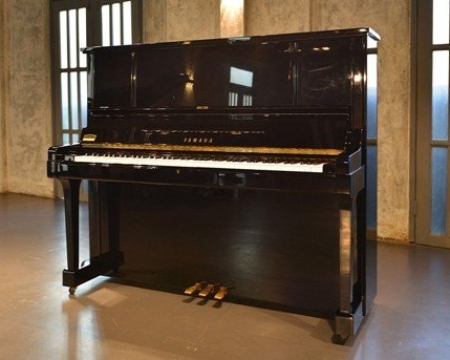 Đàn Yamaha Upright Piano UX-3