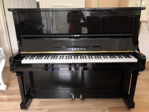 Yamaha U2B