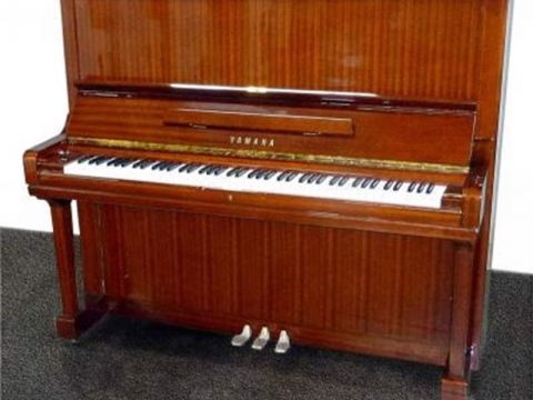 Yamaha U5B